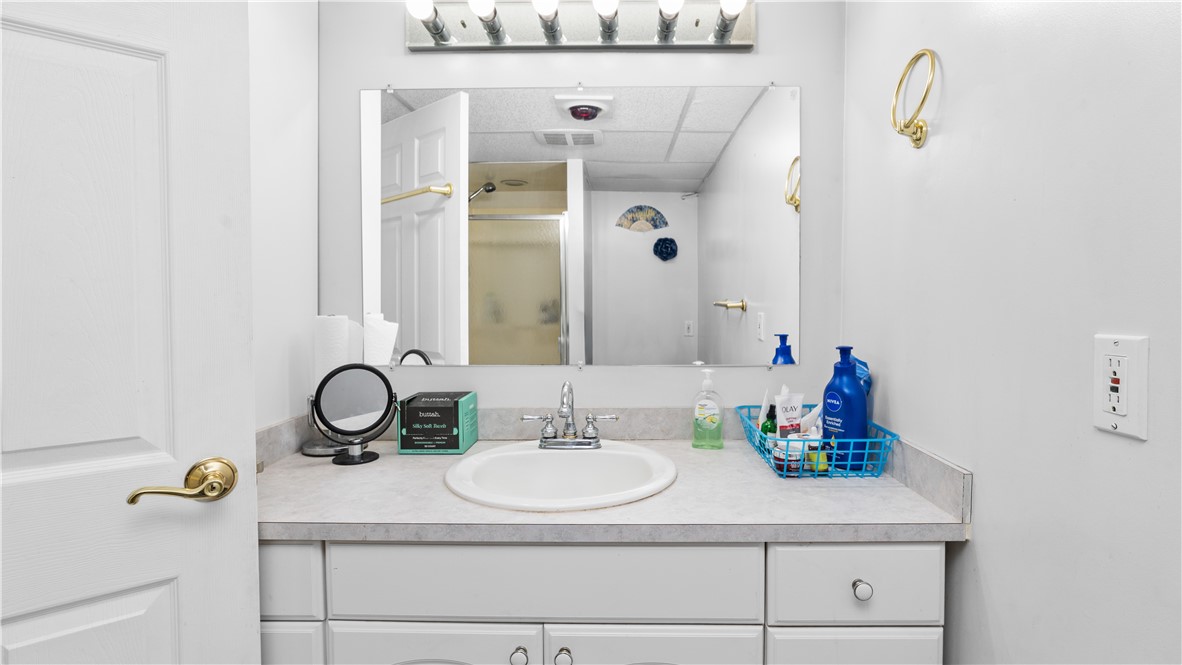 33 Dover Street Pawtucket, RI 02860 - Photo 26 of 35