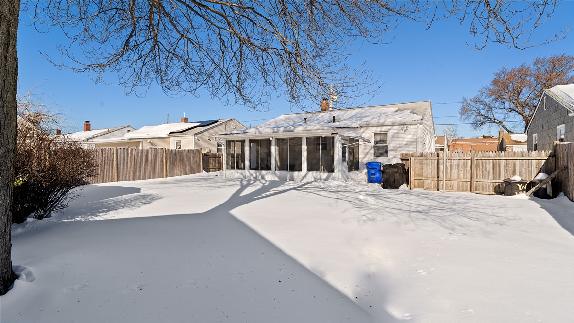 33 Dover Street Pawtucket, RI 02860 - Photo 32 of 35