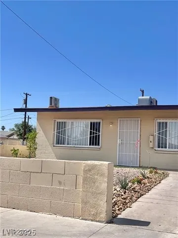 $1,100 | 1600 East Nelson Avenue, Unit 1A, North Las Vegas, NV 89030