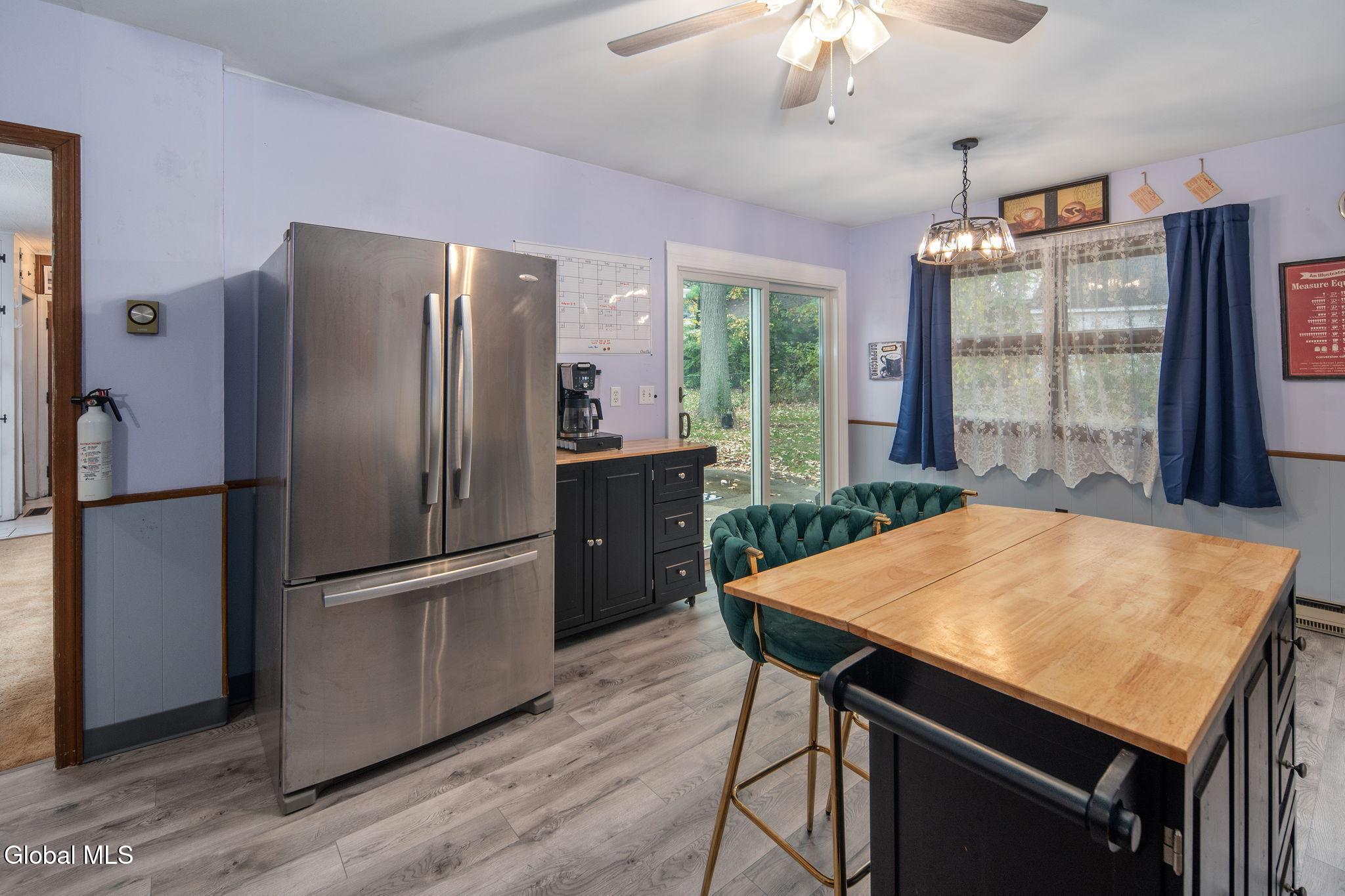 1356 Lexington Avenue Schenectady, NY 12309 - Photo 16 of 41 16