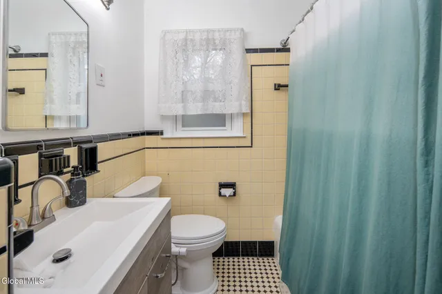 $275,000 | 1356 Lexington Avenue, Schenectady, NY 12309