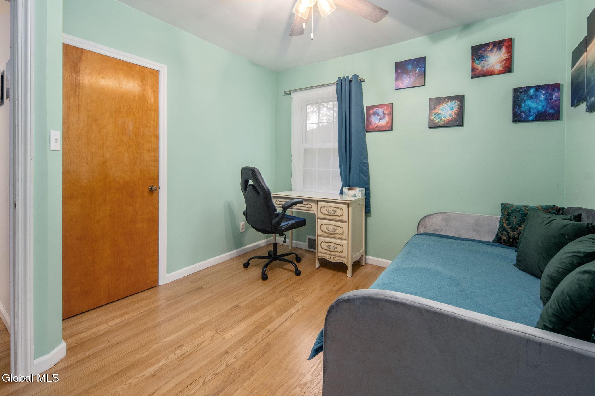 1356 Lexington Avenue Schenectady, NY 12309 - Photo 24 of 41 24