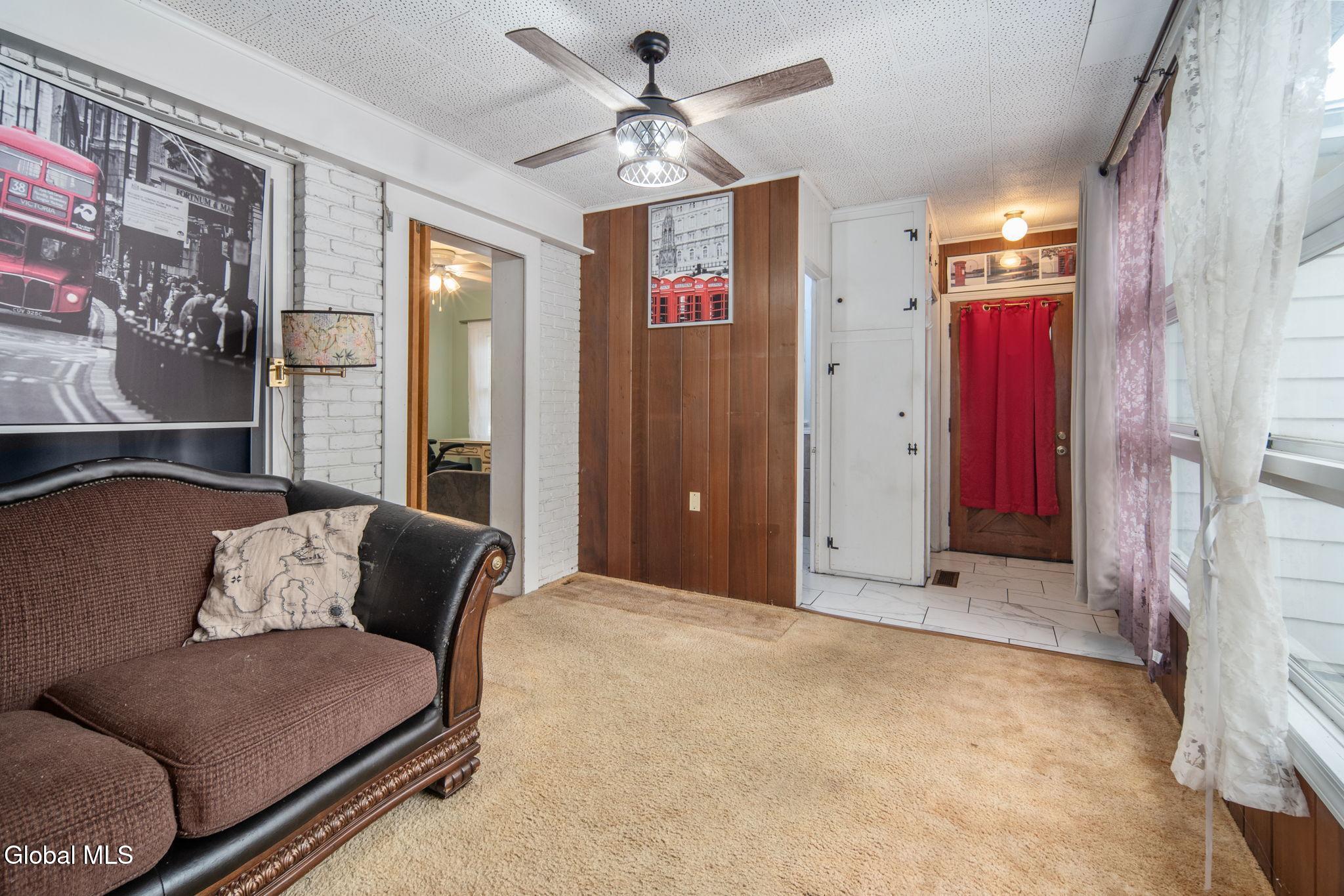 1356 Lexington Avenue Schenectady, NY 12309 - Photo 26 of 41 26