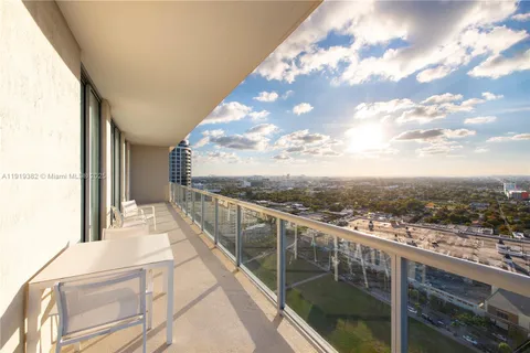 $850,000 | 3470 East Coast Avenue, Unit H2504, Miami, FL 33137