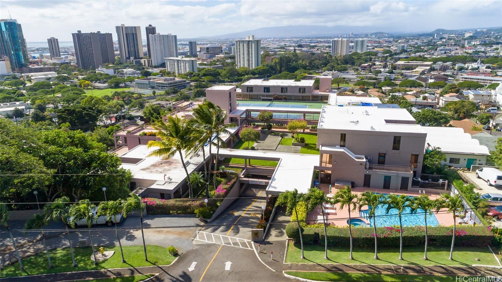 217 Prospect Street, Unit M10 Honolulu, HI 96813 - Photo 25 of 25 a view of a city