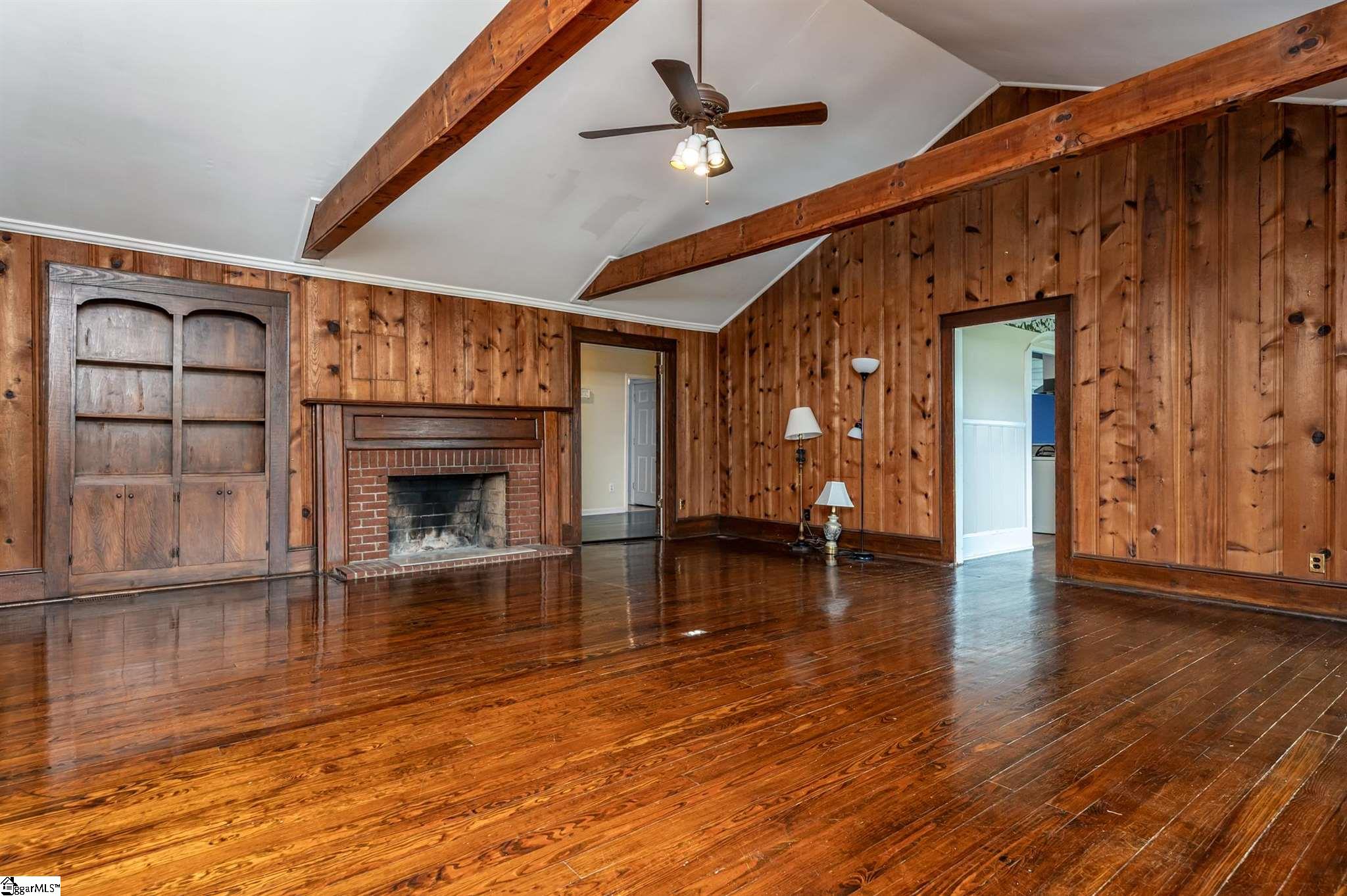 511 Roper Mountain Road Greenville, SC 29615 - Photo 4 of 25