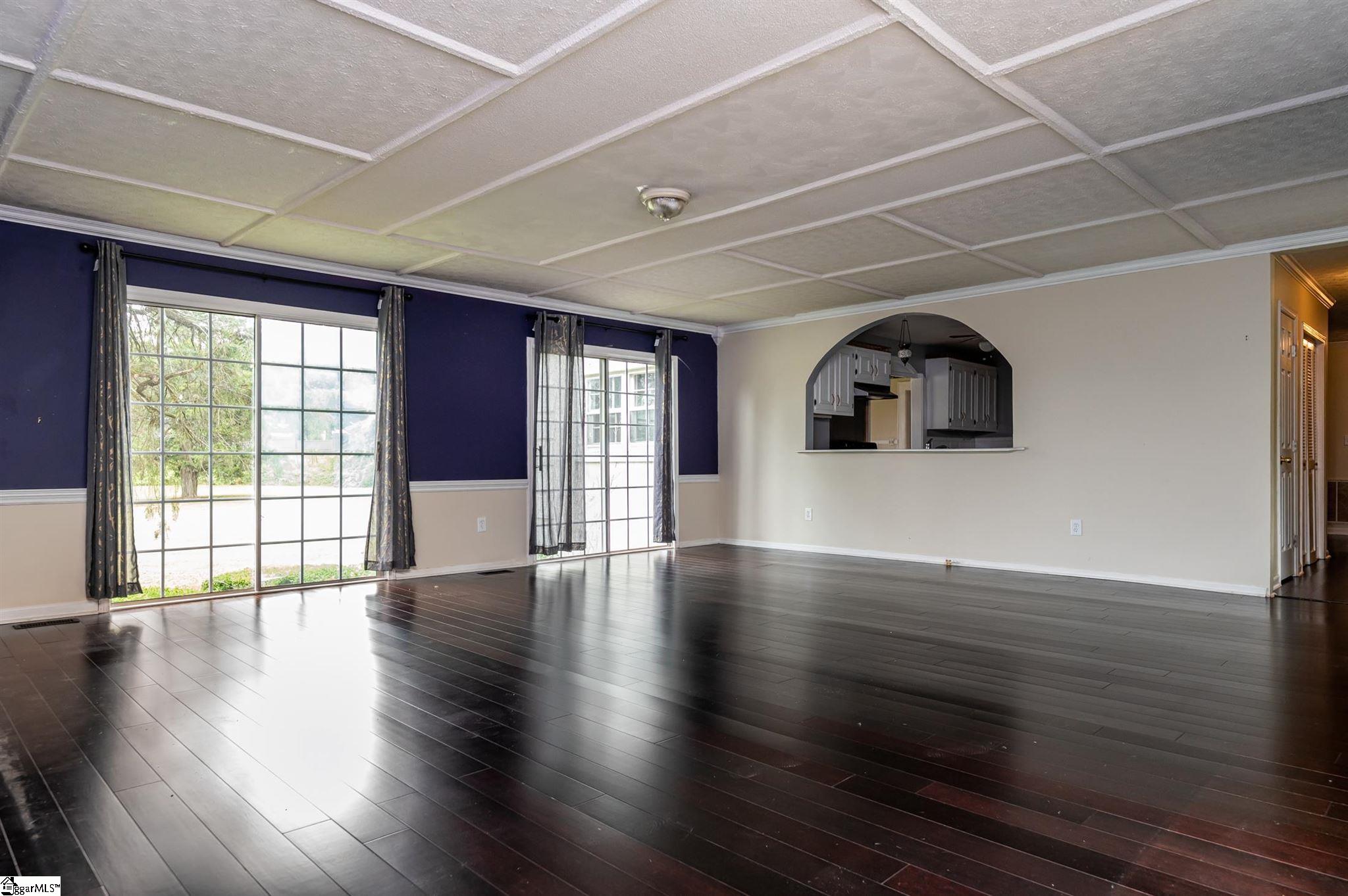 511 Roper Mountain Road Greenville, SC 29615 - Photo 7 of 25