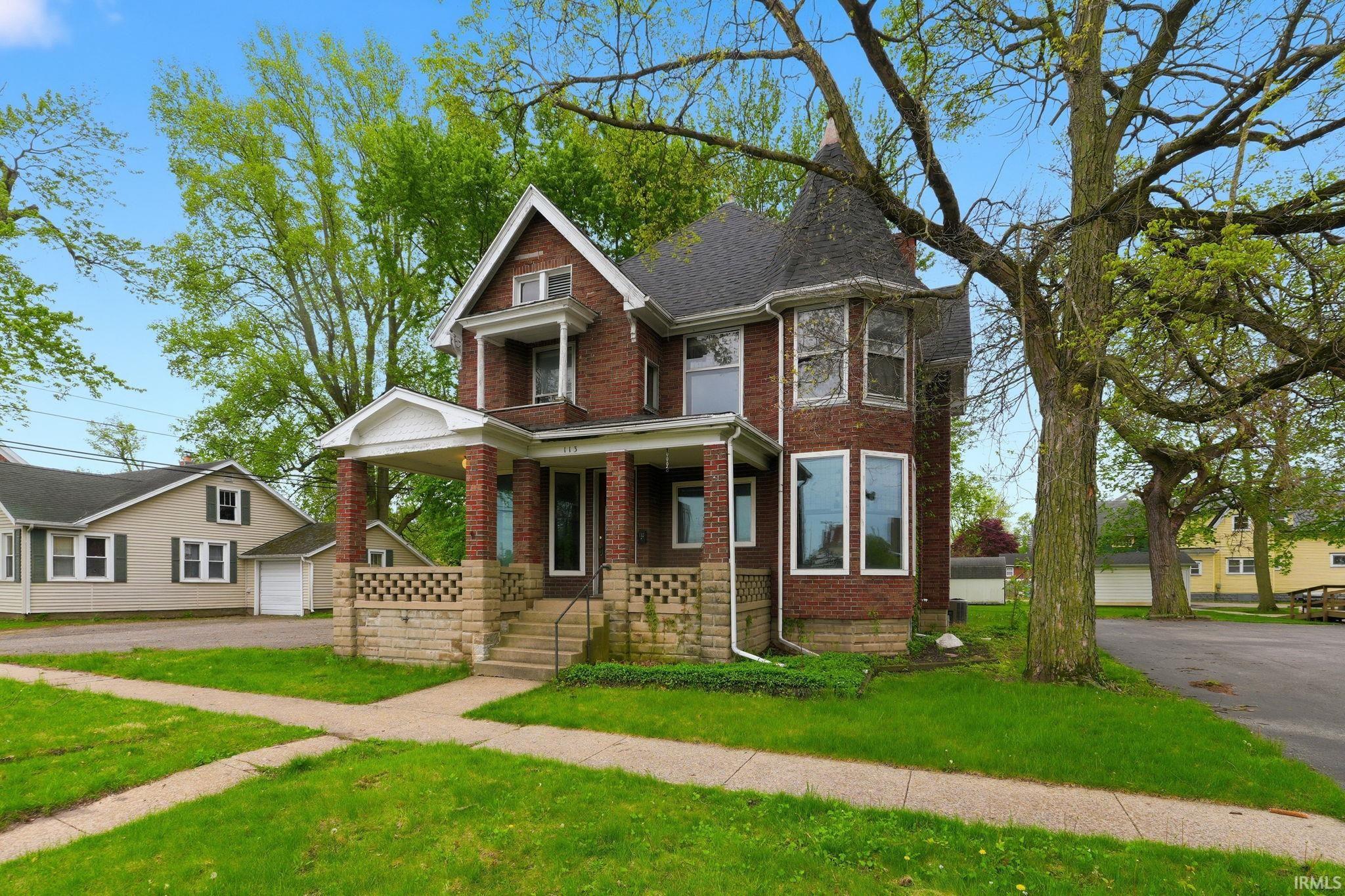 113 East 10th Street Rochester, IN 46975 - Photo 2 of 33
