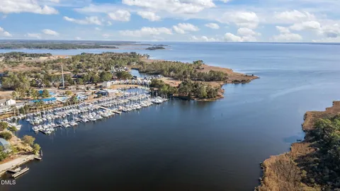 $399,900 | 1218 Petite Terre Court, New Bern, NC 28560