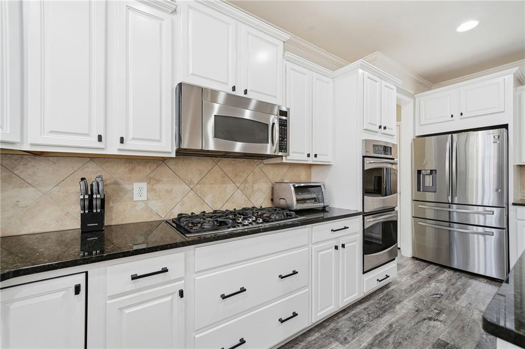 140 Edgewater Trail Canton, GA 30115 - Photo 11 of 54