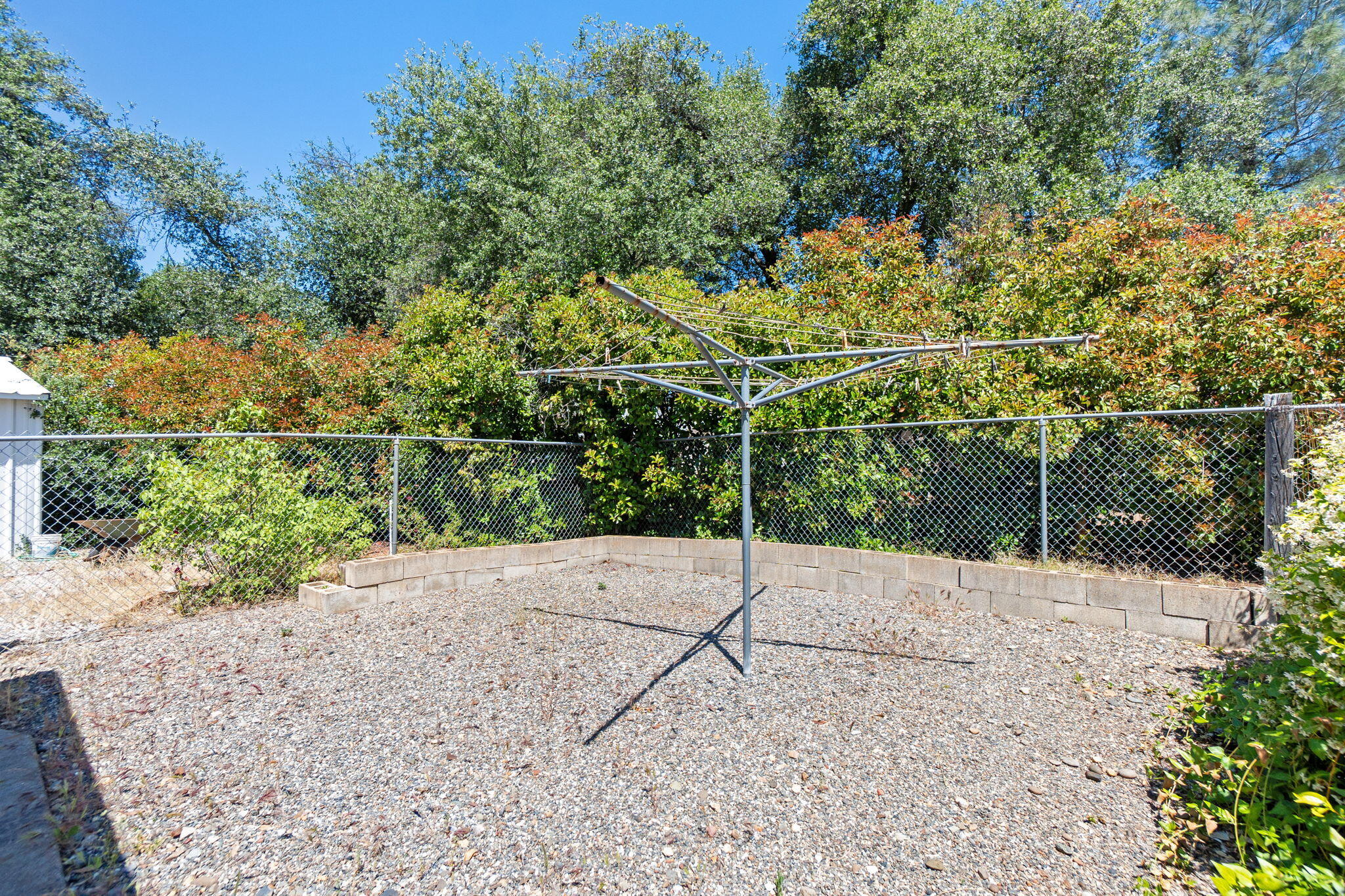 10390 October Lane Redding, CA 96003 - Photo 49 of 94 close line