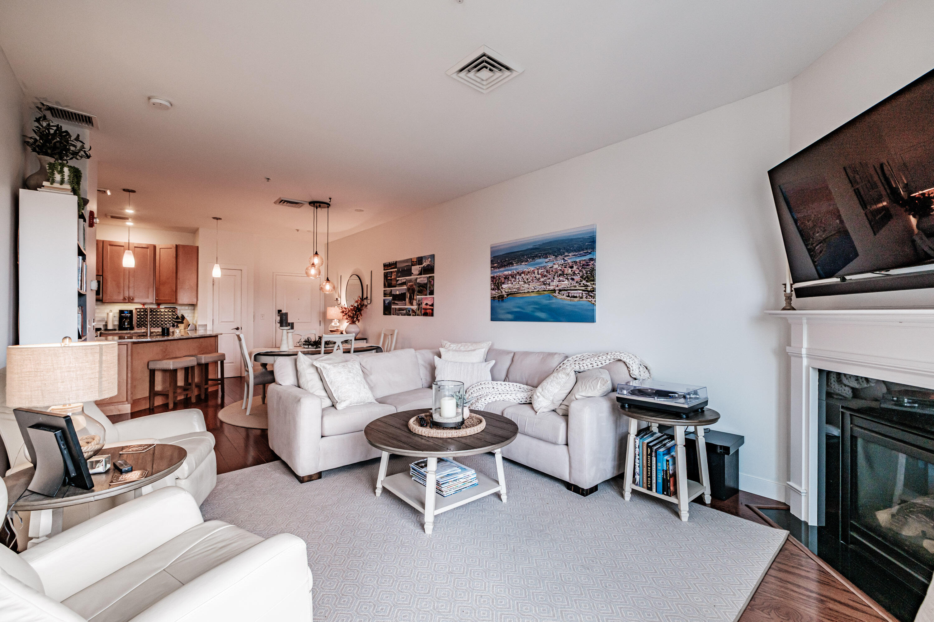 15 Middle Street, Unit 403 Portland, ME 04101 - Photo 19 of 66 20250917gp-60023