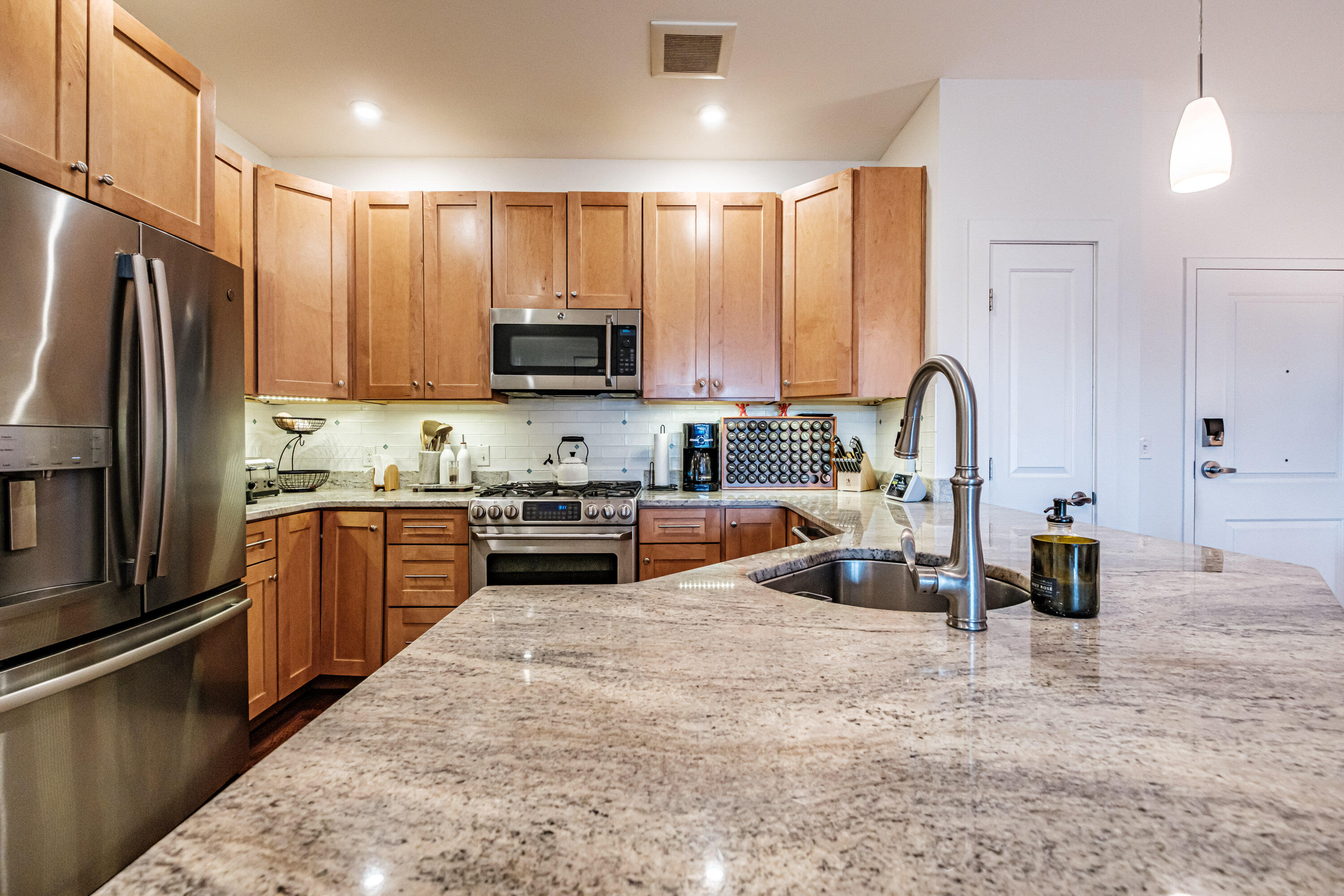 15 Middle Street, Unit 403 Portland, ME 04101 - Photo 22 of 66 20250917gp-60026
