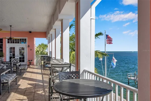 $2,000 | 5107 Salmon Drive Southeast, Unit C, St. Petersburg, FL 33705