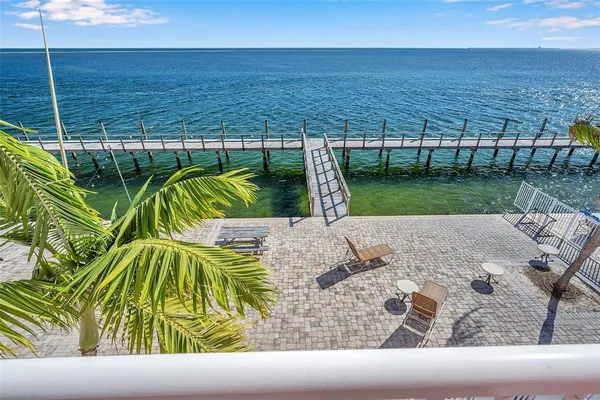 $2,000 | 5107 Salmon Drive Southeast, Unit C, St. Petersburg, FL 33705