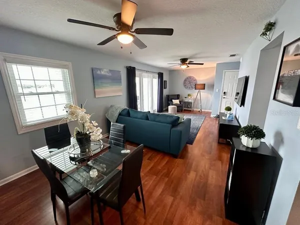 $2,000 | 5107 Salmon Drive Southeast, Unit C, St. Petersburg, FL 33705