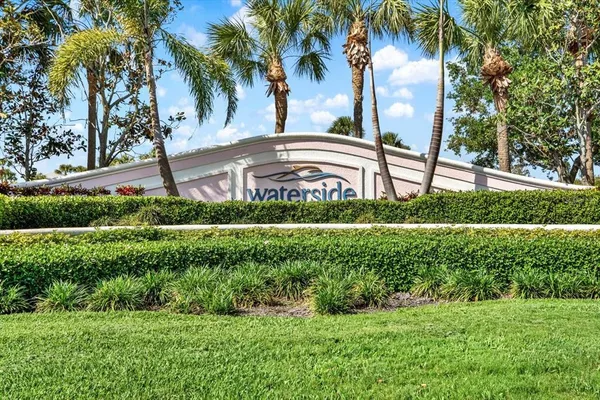 $2,000 | 5107 Salmon Drive Southeast, Unit C, St. Petersburg, FL 33705