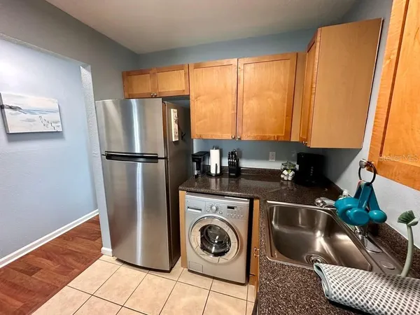 $2,000 | 5107 Salmon Drive Southeast, Unit C, St. Petersburg, FL 33705