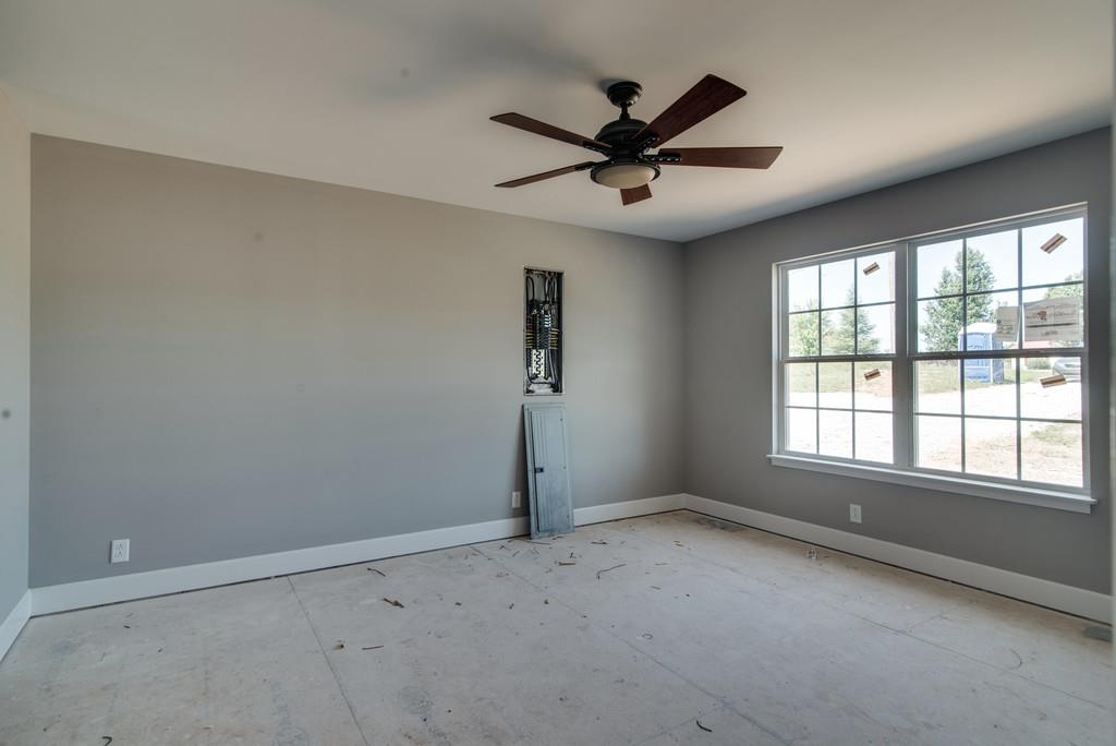 990 Hooper Road Charlotte, TN 37036 - Photo 12 of 23 Gallery Image 12