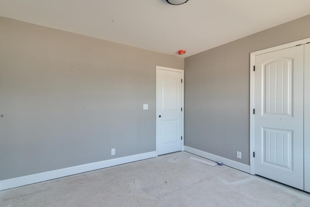 990 Hooper Road Charlotte, TN 37036 - Photo 23 of 23 Gallery Image 23