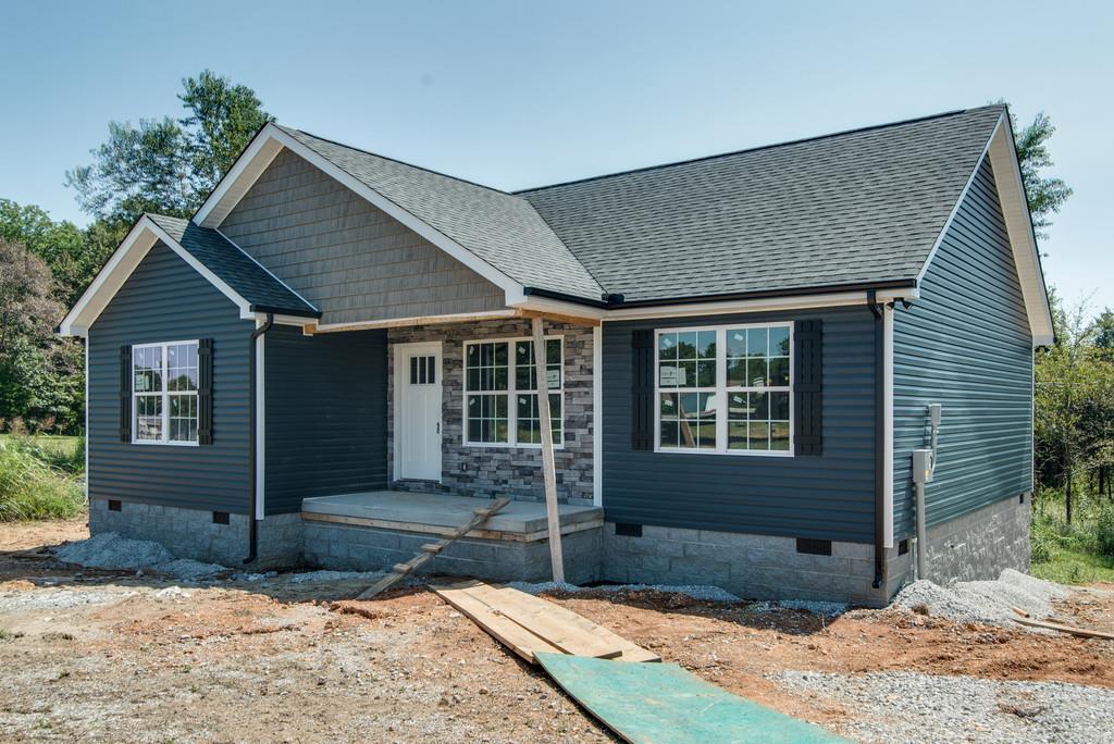 990 Hooper Road Charlotte, TN 37036 - Photo 7 of 23 Gallery Image 7
