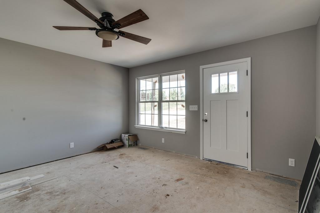 990 Hooper Road Charlotte, TN 37036 - Photo 8 of 23 Gallery Image 8