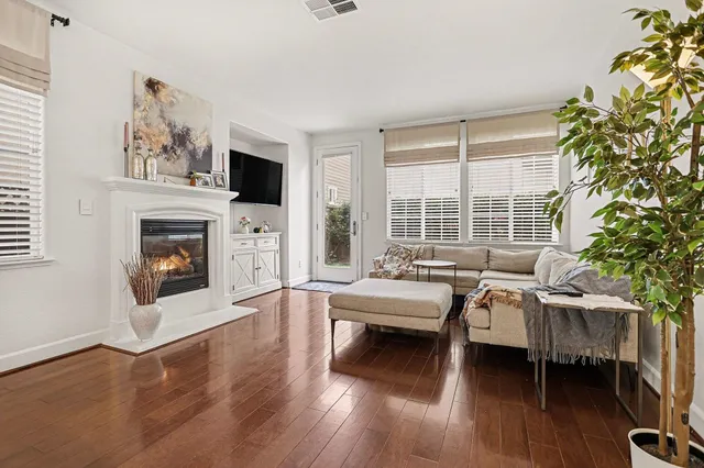 $649,999 | 6235 Newhaven Lane, Vallejo, CA 94591