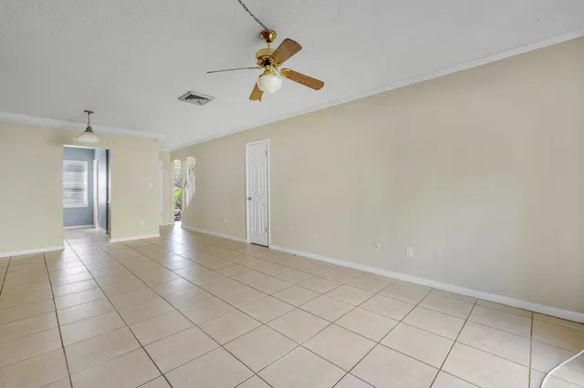 $75,000 | 2325 West Pensacola Street, Unit 156, Tallahassee, FL 32304