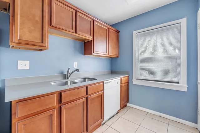 $75,000 | 2325 West Pensacola Street, Unit 156, Tallahassee, FL 32304