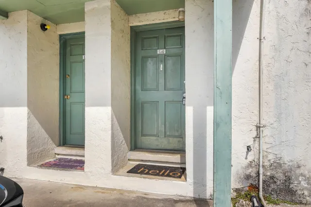 $75,000 | 2325 West Pensacola Street, Unit 156, Tallahassee, FL 32304