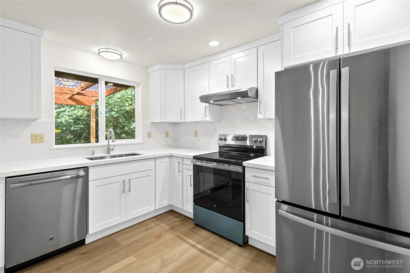 12718 Southeast 184th Place Renton, WA 98058 - Photo 8 of 26