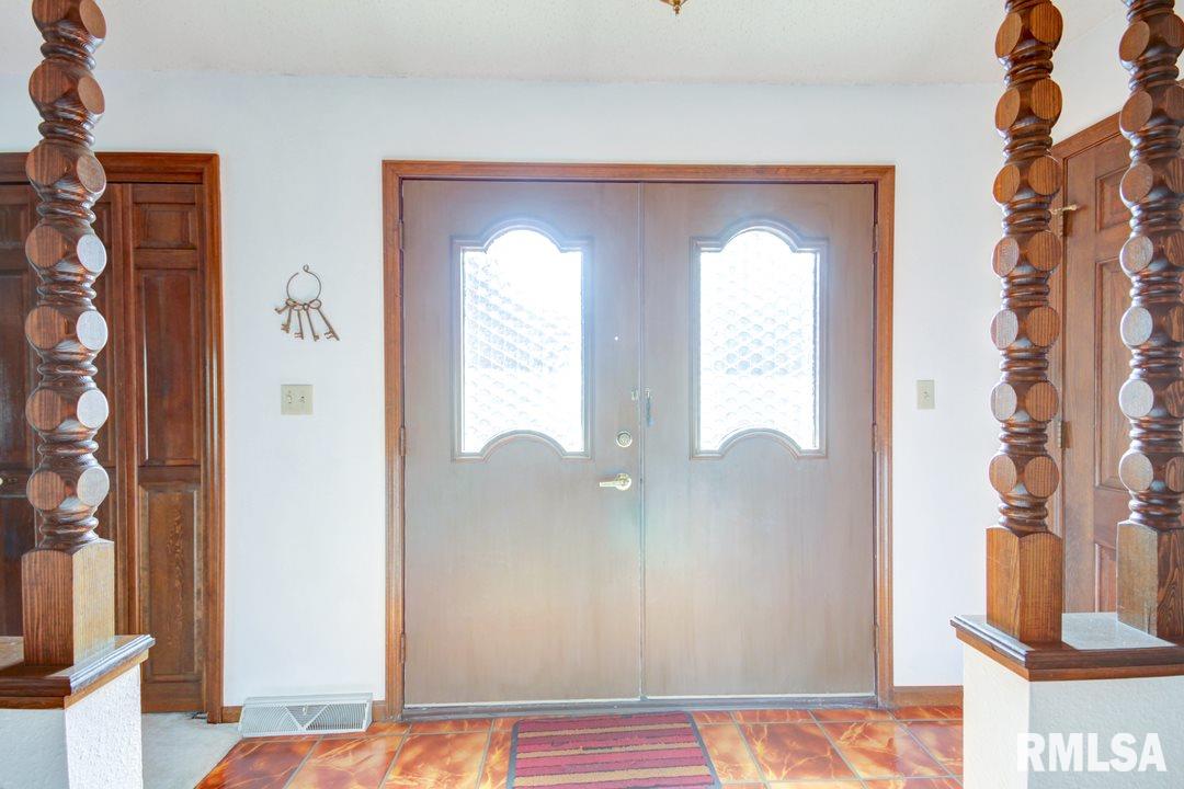204 Oxford Road Springfield, IL 62704 - Photo 3 of 31