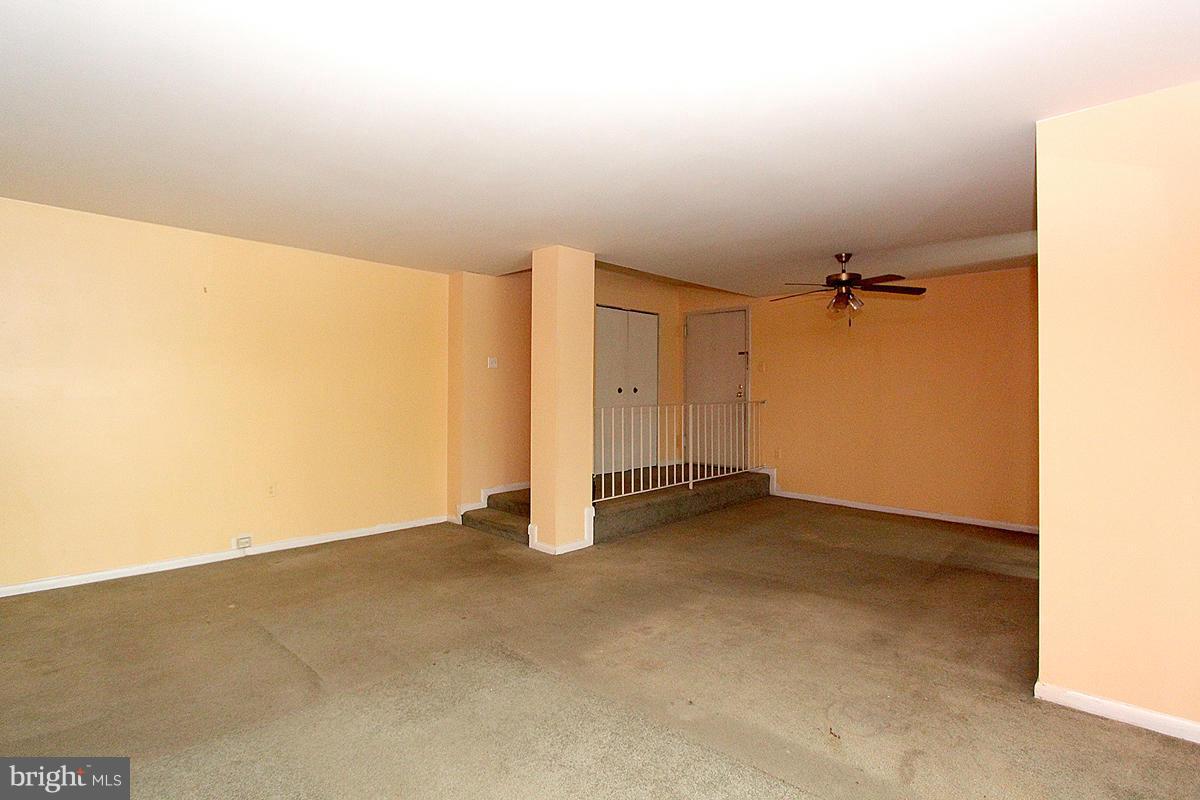 15702 Dorset Road, Unit 103 Laurel, MD 20707 - Photo 15 of 30 Living Room