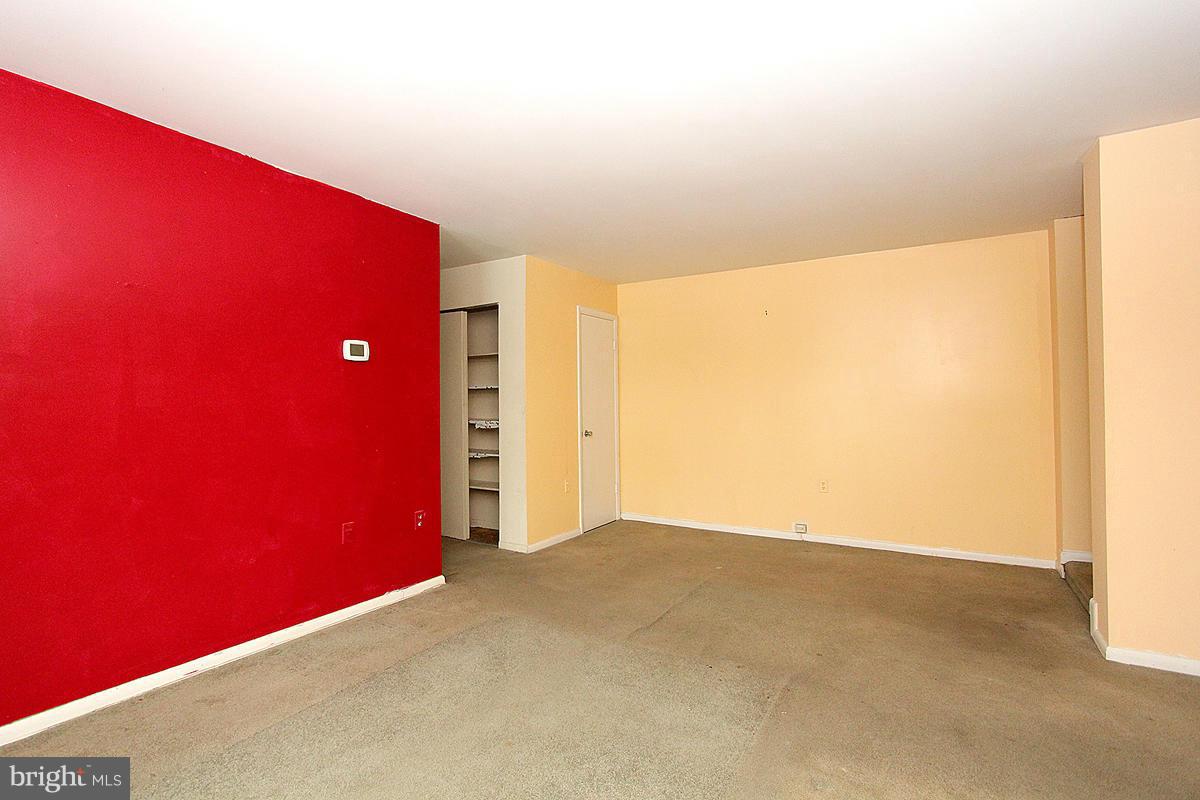 15702 Dorset Road, Unit 103 Laurel, MD 20707 - Photo 17 of 30 Living Room