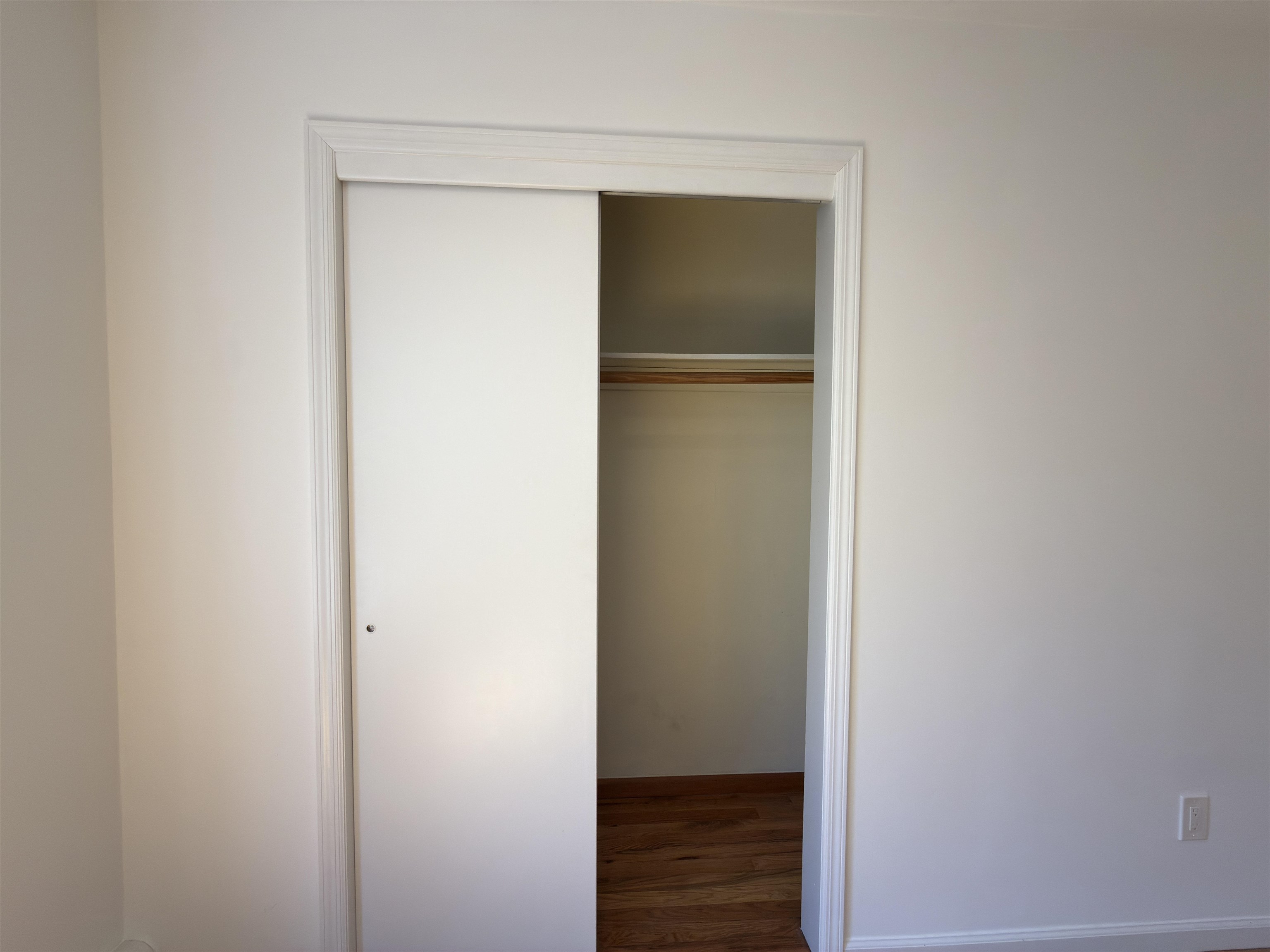 531 Day Avenue, Unit 1 Ridgefield, NJ 07657 - Photo 23 of 32 a view of front door