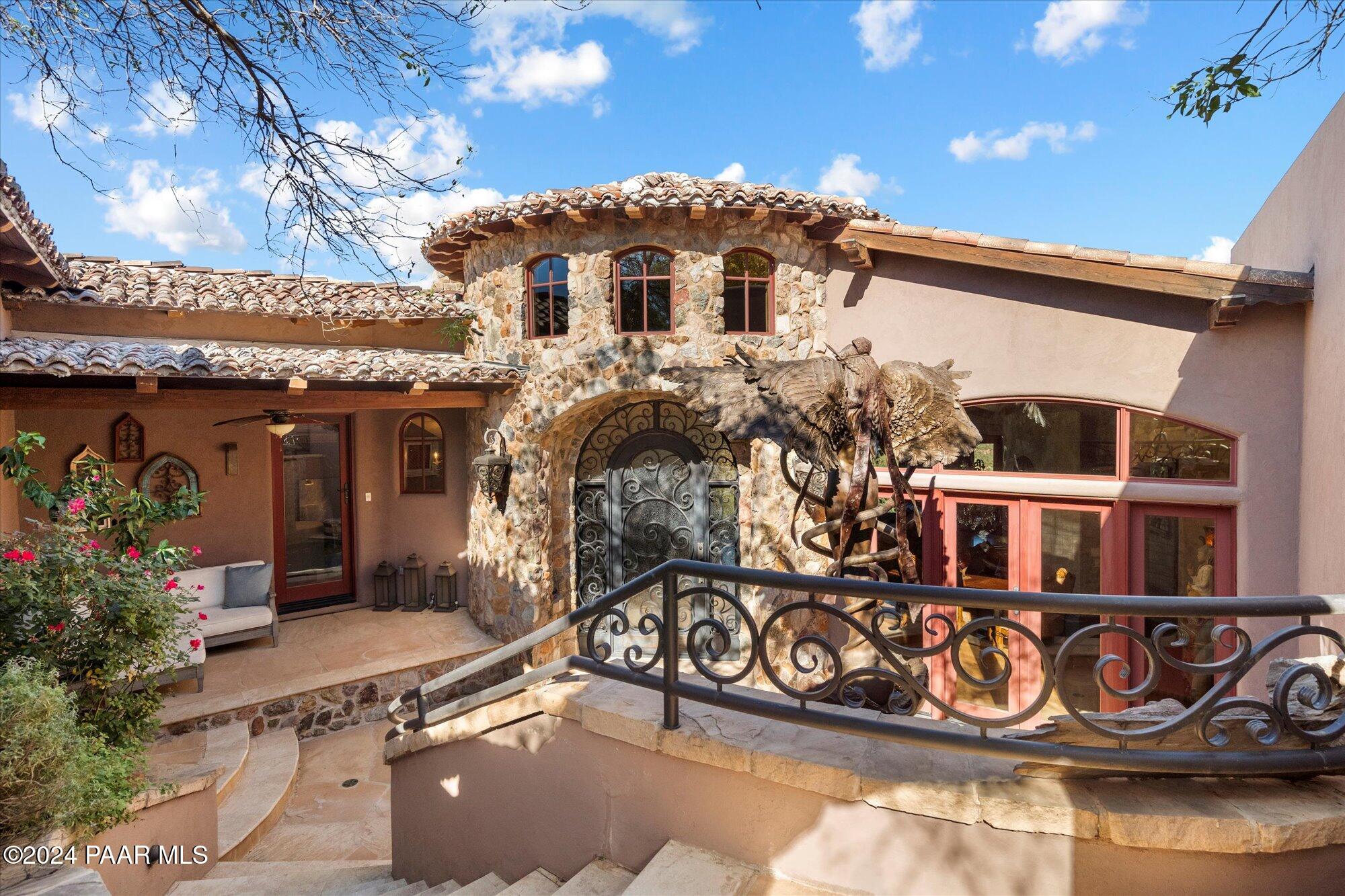 5 Mingus Mountain Road Sedona, AZ 86336 - Photo 3 of 89 03-Front Courtyard Entrance
