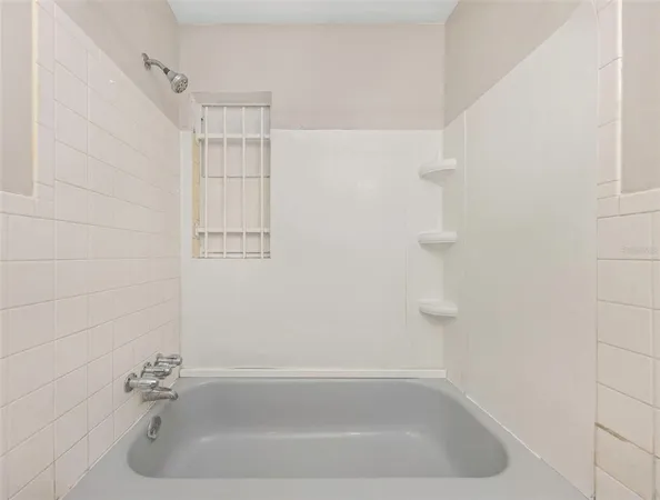 $1,850 | 2423 Auburn Street South, St. Petersburg, FL 33712