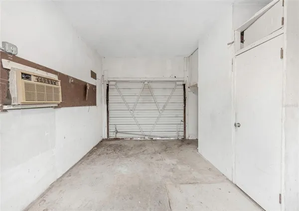 $1,850 | 2423 Auburn Street South, St. Petersburg, FL 33712