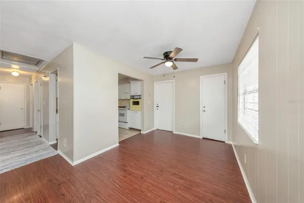 $1,850 | 2423 Auburn Street South, St. Petersburg, FL 33712