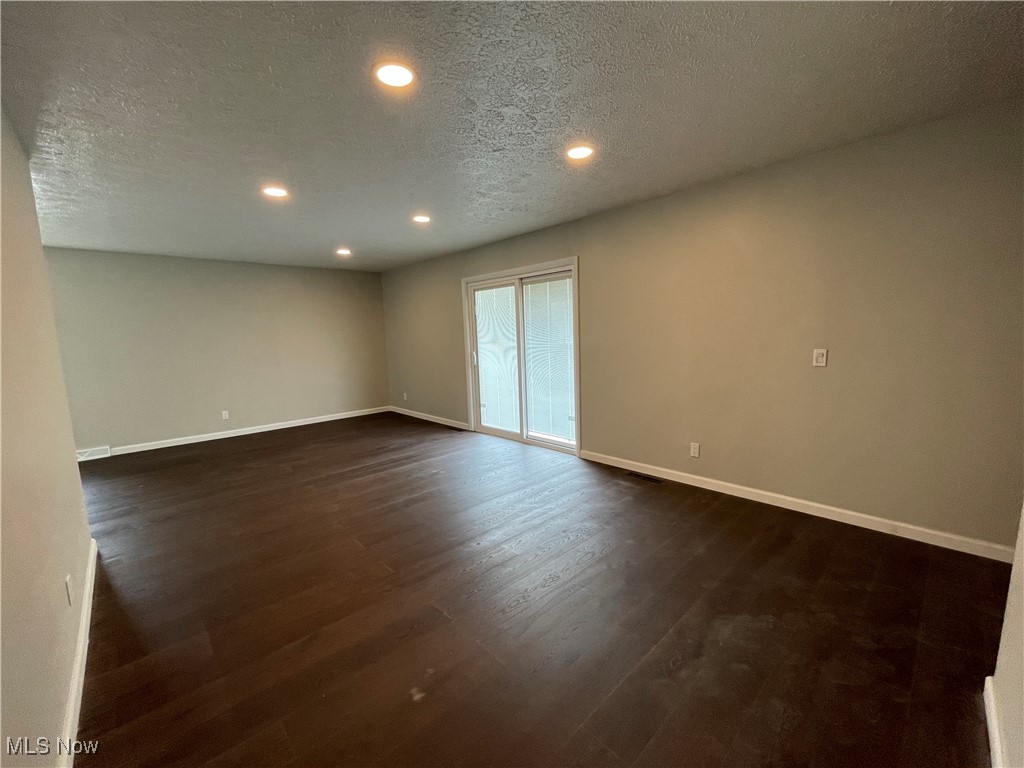 4895 Lee Road Cleveland, OH 44128 - Photo 6 of 25 Gallery Image 6