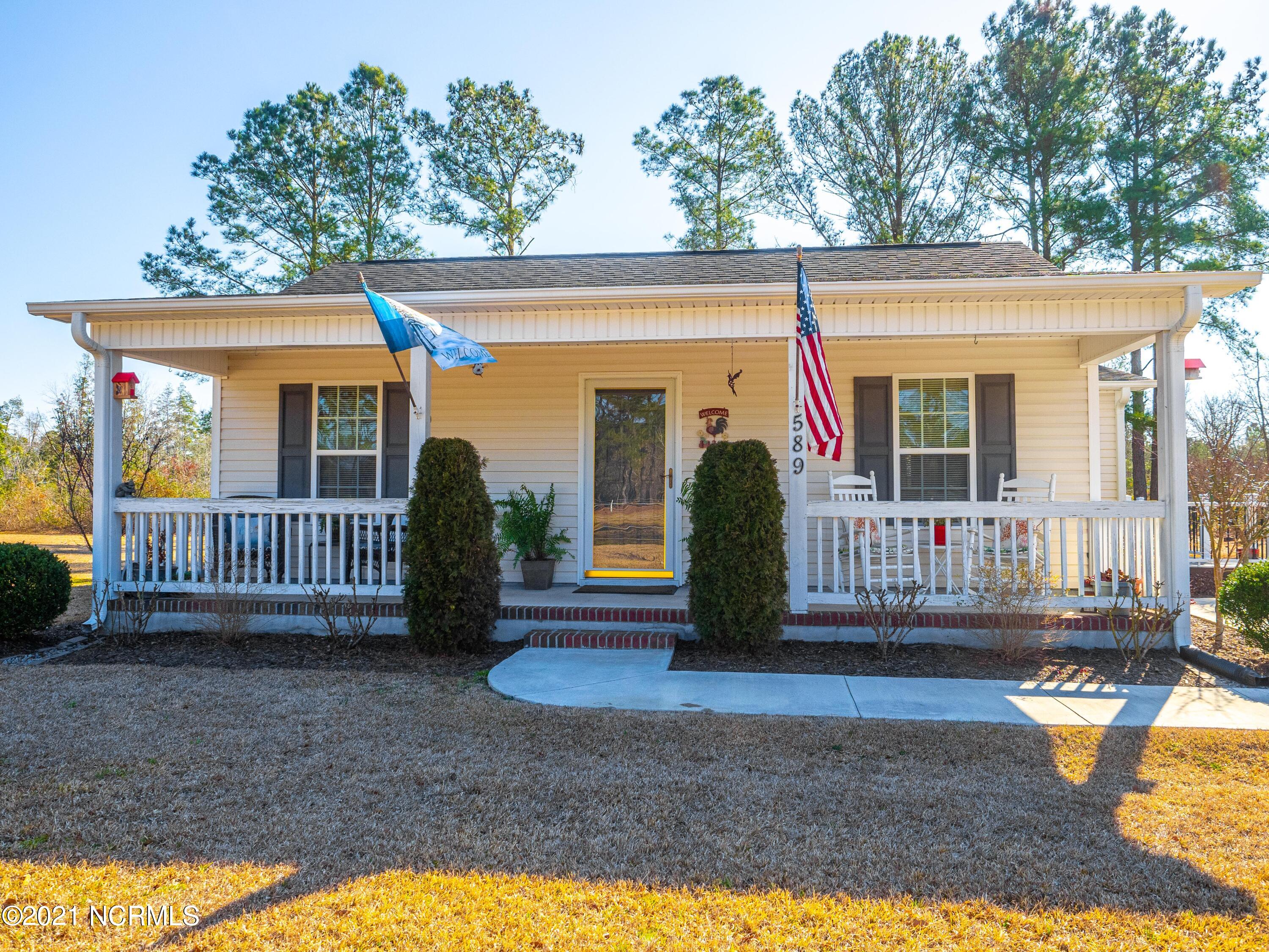 589 Coston Road Richlands, NC 28574 - Photo 1 of 45 589 Coston Road-1