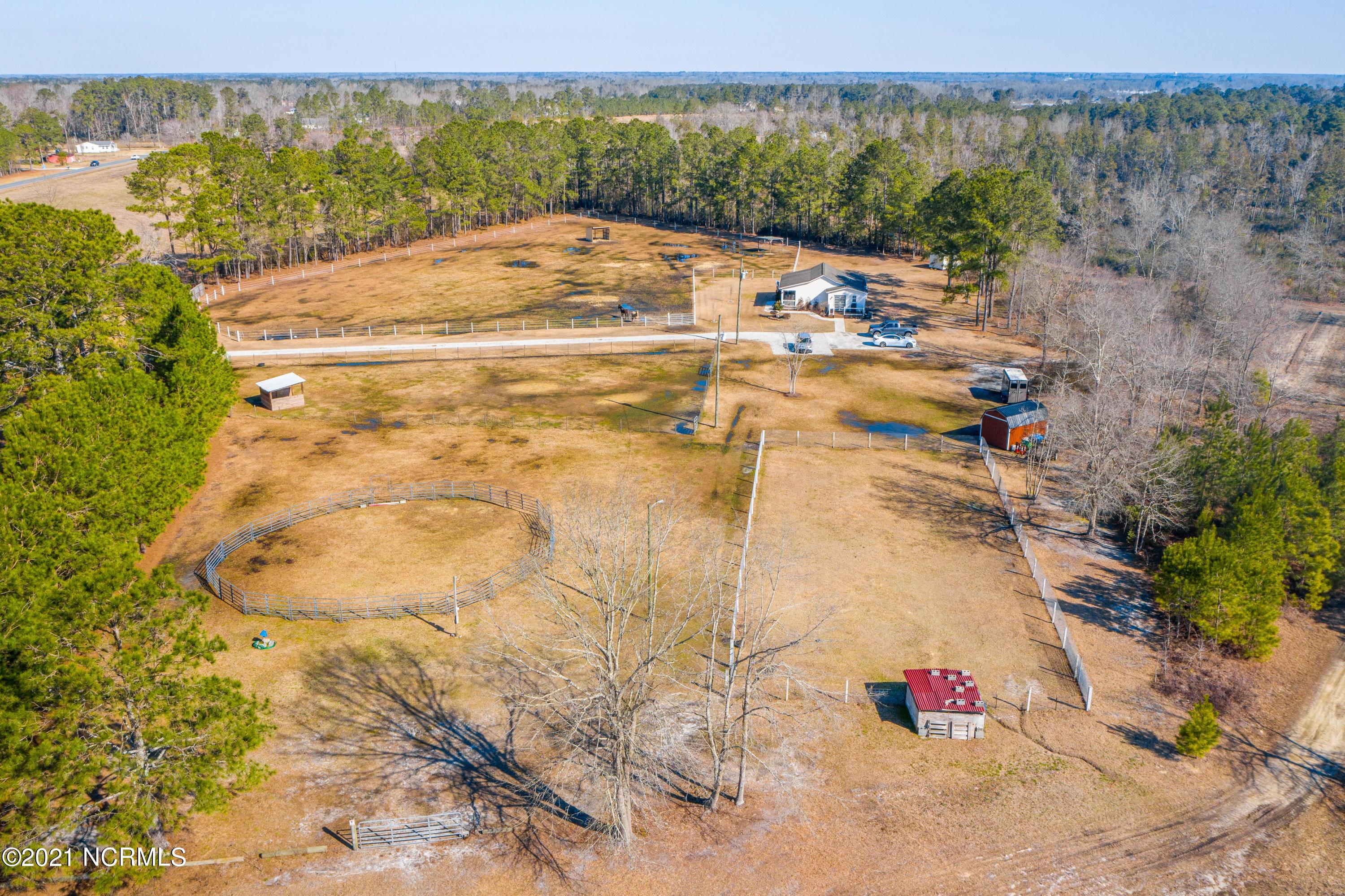 589 Coston Road Richlands, NC 28574 - Photo 20 of 45 589 Coston Road-20
