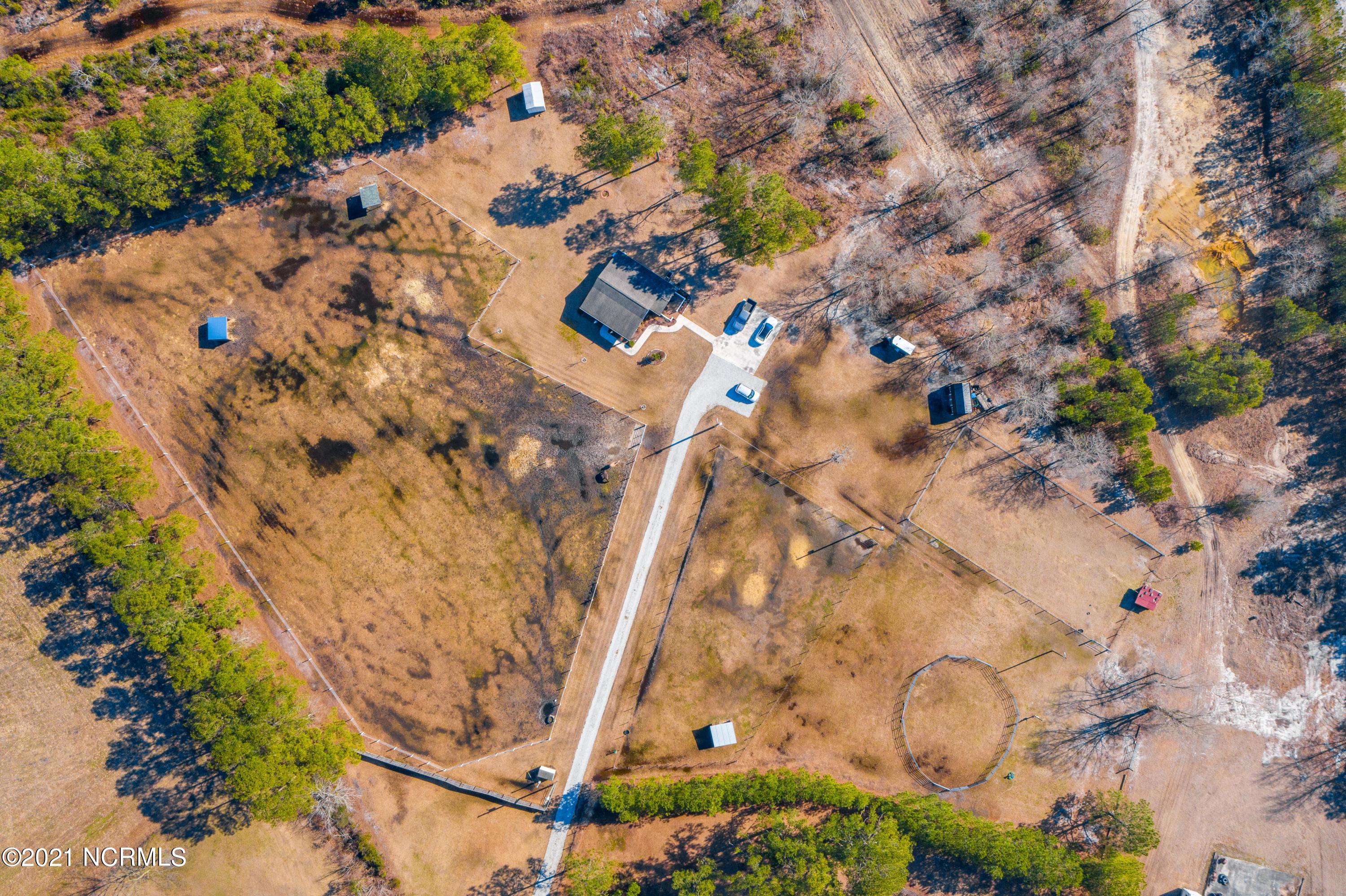 589 Coston Road Richlands, NC 28574 - Photo 24 of 45 589 Coston Road-24