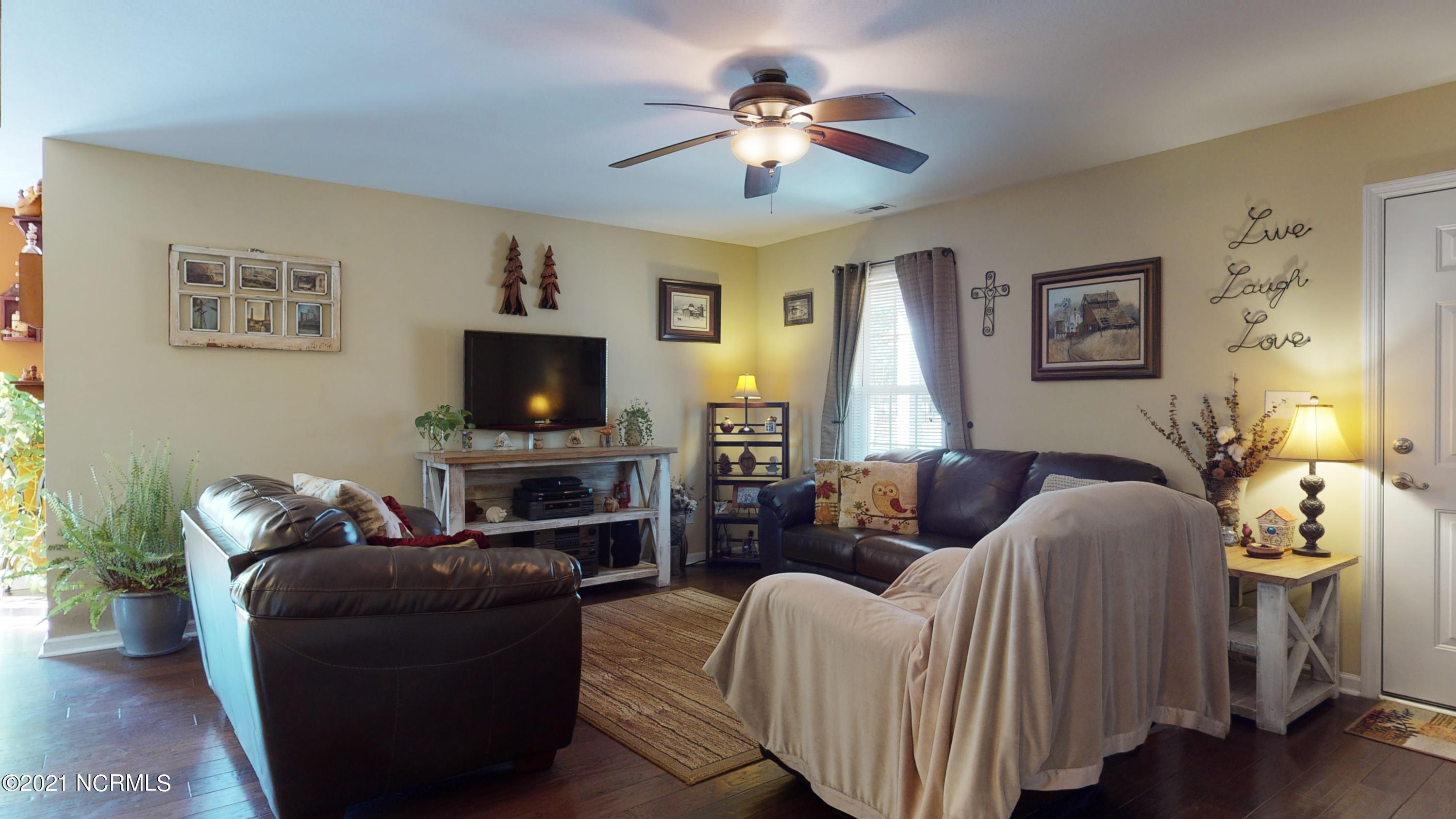589 Coston Road Richlands, NC 28574 - Photo 28 of 45 589 Coston Road-28