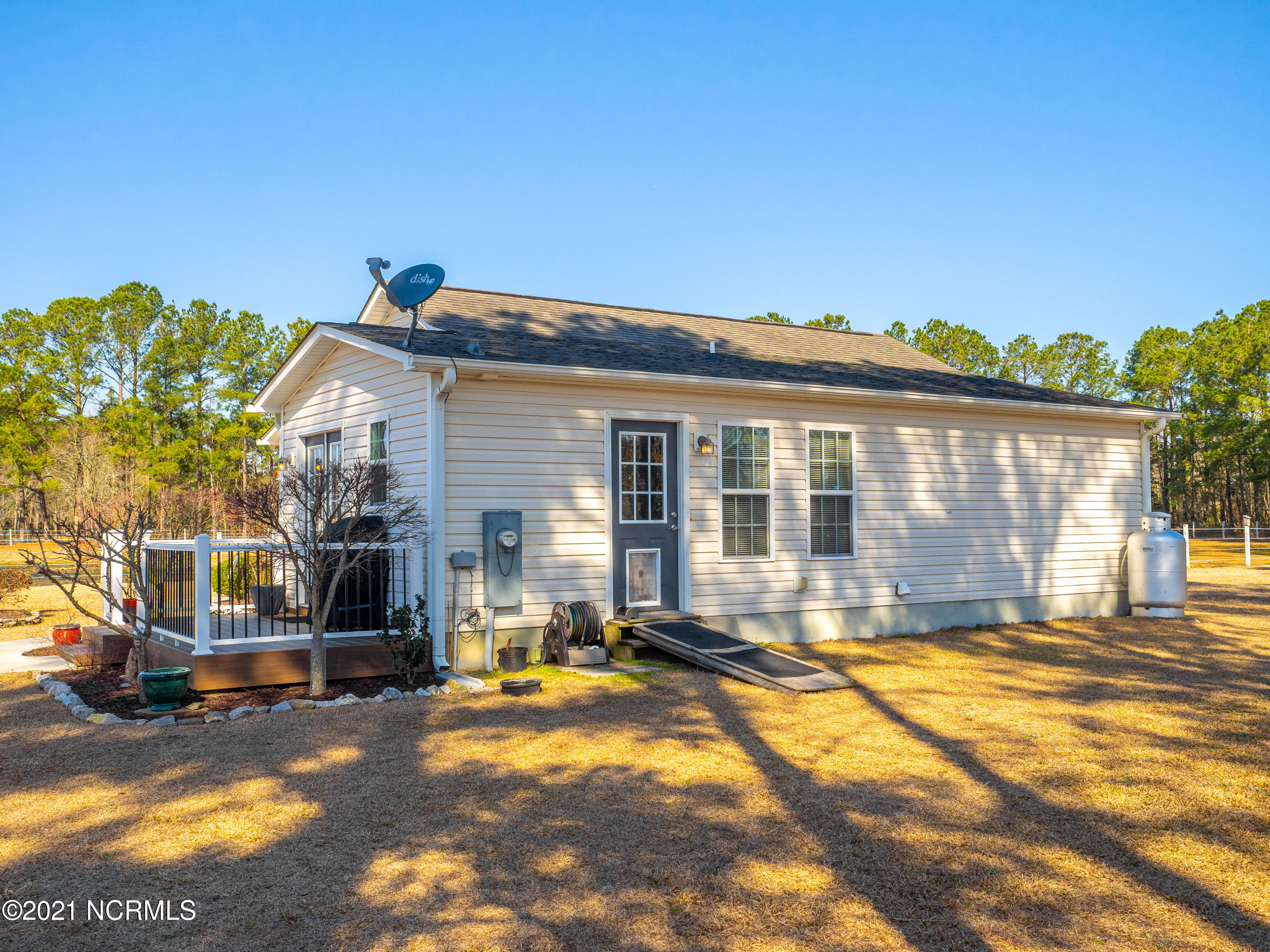 589 Coston Road Richlands, NC 28574 - Photo 9 of 45 589 Coston Road-9
