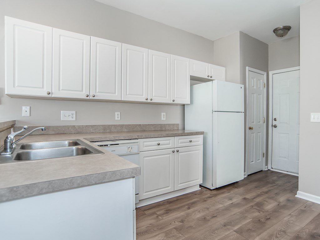 3824 Pin Oak Road Raleigh, NC 27604 - Photo 11 of 27 Kitchen