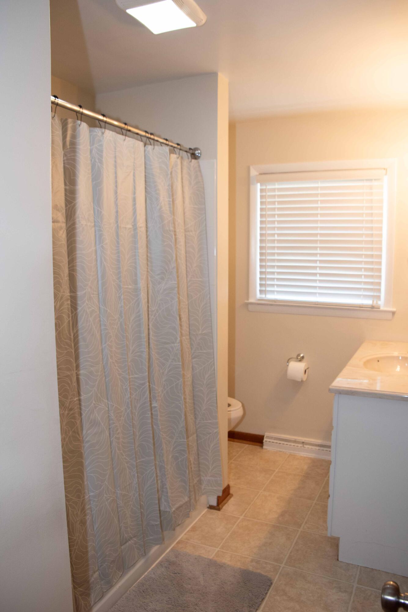6038 Thornrose Road Roanoke, VA 24012 - Photo 25 of 68 6038 Thornrose-25
