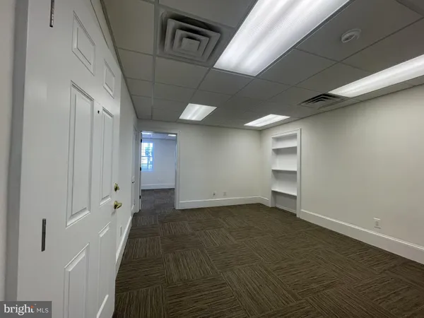 $2,000 | 200 High Street West, Glassboro, NJ 08028