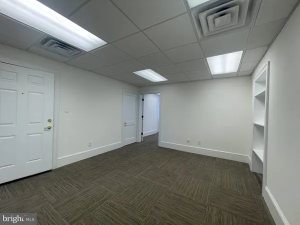 $2,000 | 200 High Street West, Glassboro, NJ 08028