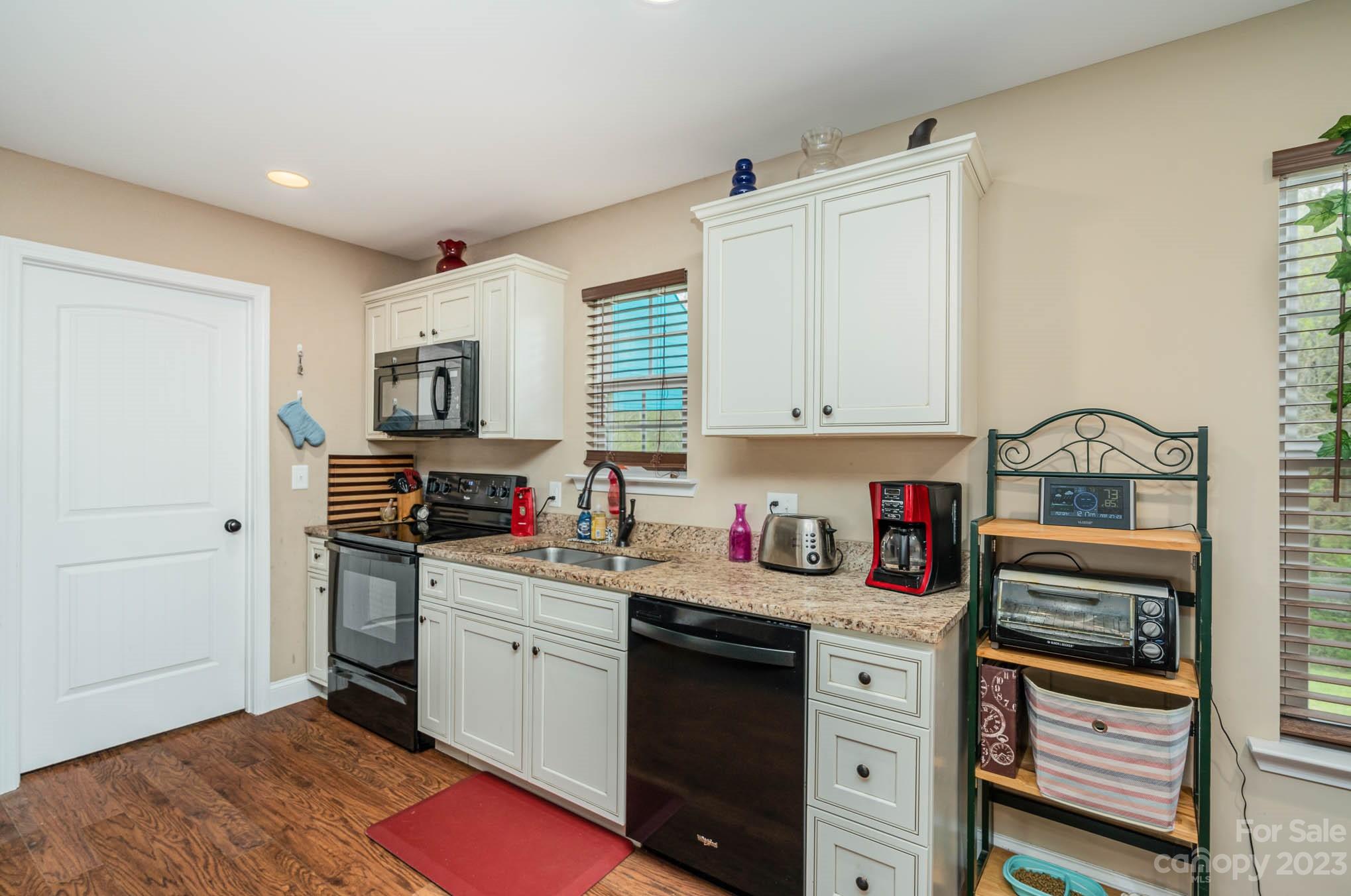 628 Red Hawk Way Clover, SC 29710 - Photo 11 of 34 Gallery Image 11
